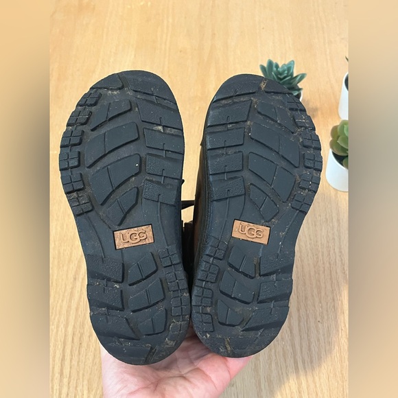 Ugg Kids Butte II CWR Winter Boots - Picture 8 of 11
